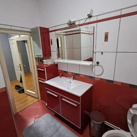 N&v Apartment *