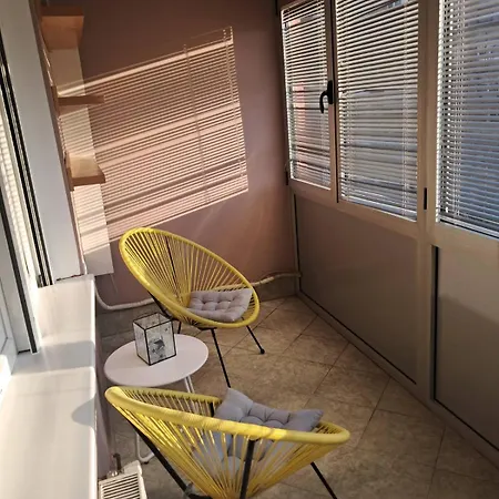 N&v Apartment *